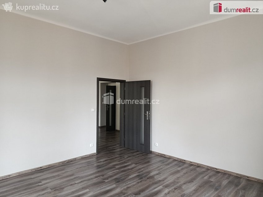 Pronájem bytu 3+kk 92 m^2 Svornosti, Praha 5 