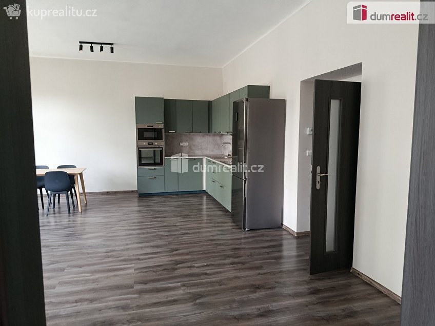 Pronájem bytu 3+kk 92 m^2 Svornosti, Praha 5 