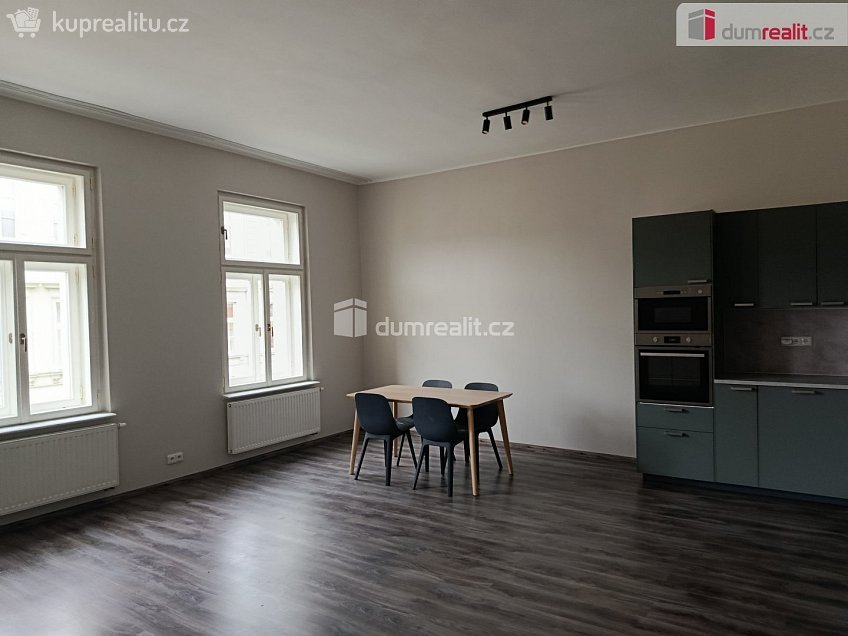 Pronájem bytu 3+kk 92 m^2 Svornosti, Praha 5 