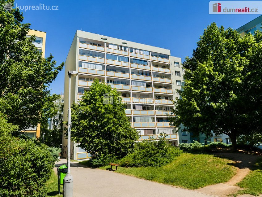 Pronájem bytu 3+kk 78 m^2 Kurzova, Praha 13 