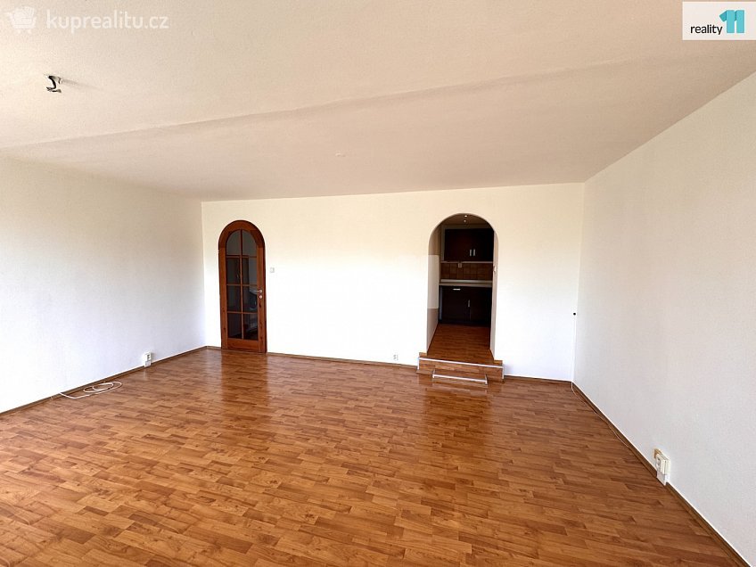 Pronájem bytu 3+kk 75 m^2 Vavřenova, Praha 4 