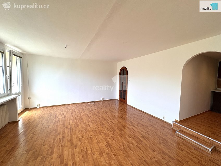 Pronájem bytu 3+kk 75 m^2 Vavřenova, Praha 4 