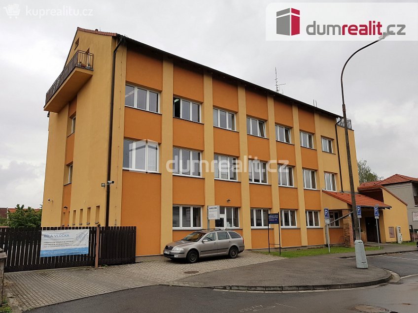 Pronájem bytu 1+kk 40 m^2 Na Zlaté stoce, České Budějovice 