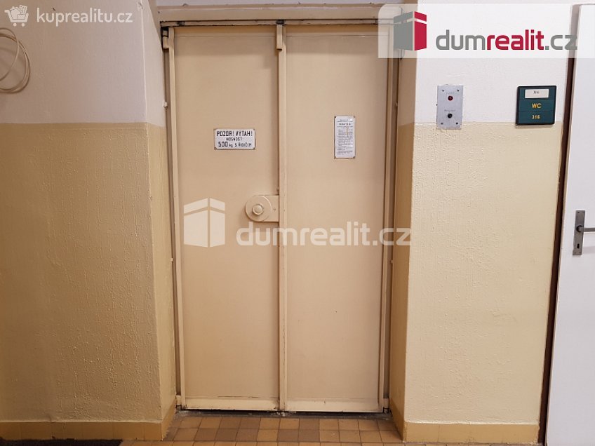 Pronájem bytu 1+kk 40 m^2 Na Zlaté stoce, České Budějovice 