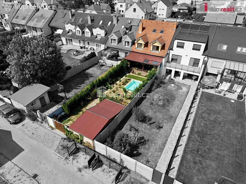Prodej  rodinného domu 184 m^2 V. Nezvala, Dubňany 