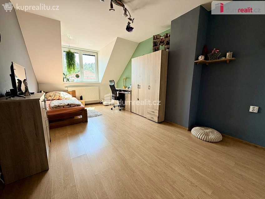 Prodej  rodinného domu 184 m^2 V. Nezvala, Dubňany 
