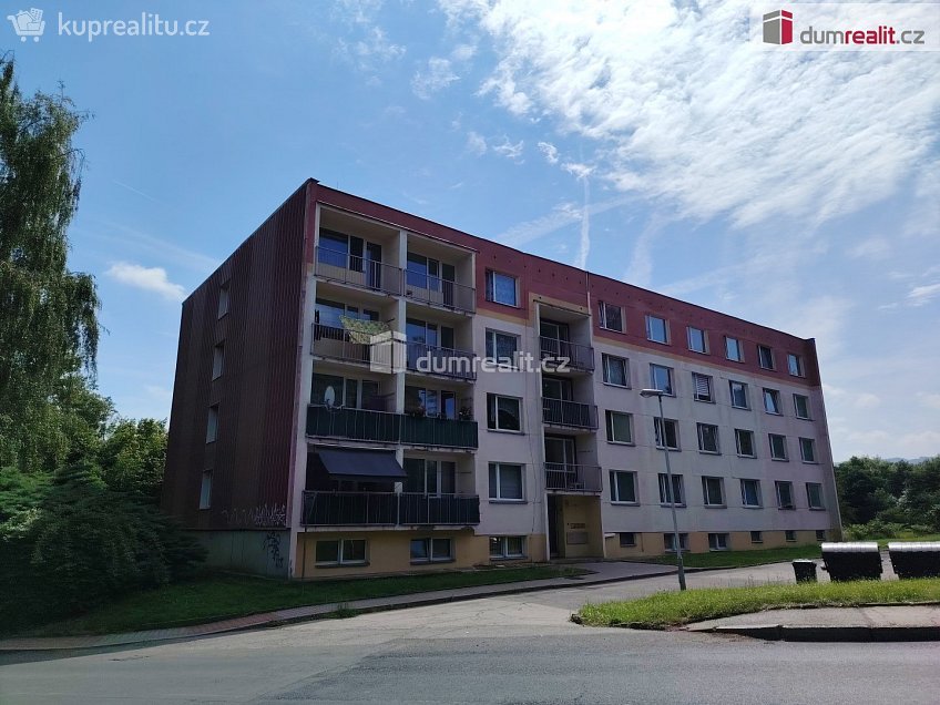Pronájem bytu 1+kk 25 m^2 Želenická, Děčín 