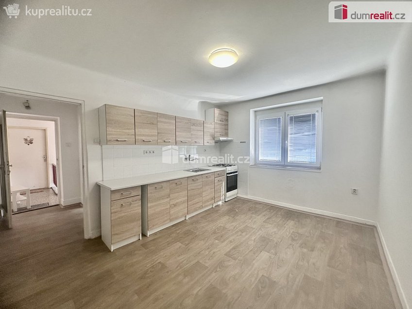 Prodej bytu 2+1 48 m^2 Třebízského, Kolín 