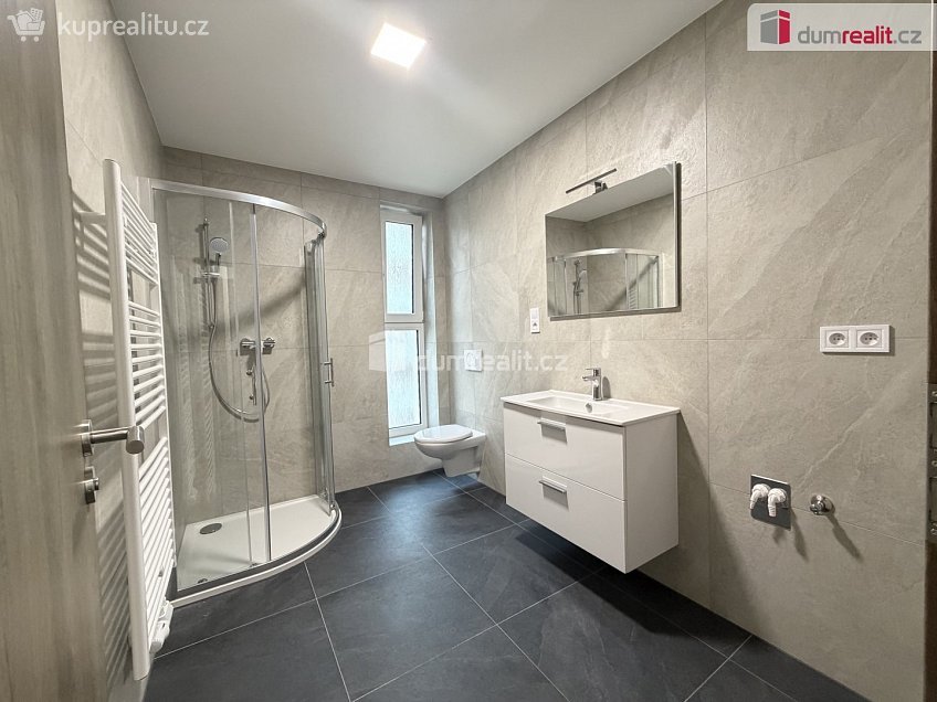Pronájem bytu 2+kk 48 m^2 Rolavská, Karlovy Vary 