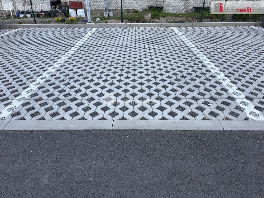 Pronájem bytu 2+kk 48 m^2 Rolavská, Karlovy Vary 