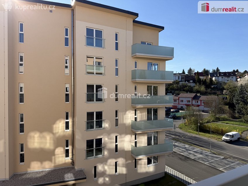Pronájem bytu 2+kk 48 m^2 Rolavská, Karlovy Vary 