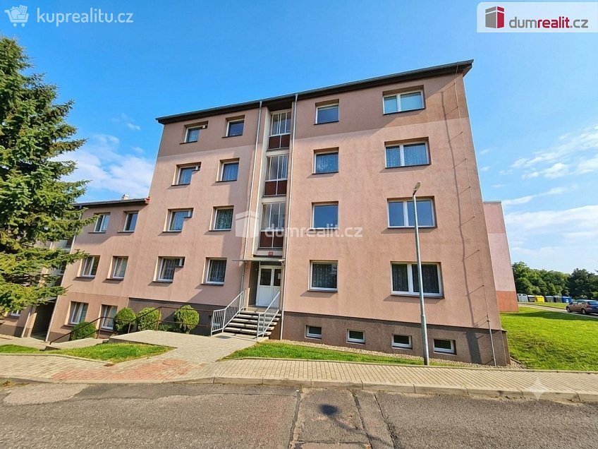 Pronájem bytu 1+kk 31 m^2 Příbramská, Verneřice 