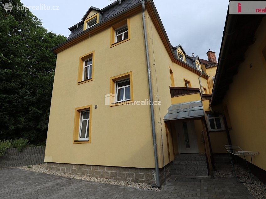 Pronájem bytu 1+kk 20 m^2 Palackého, Mariánské Lázně 
