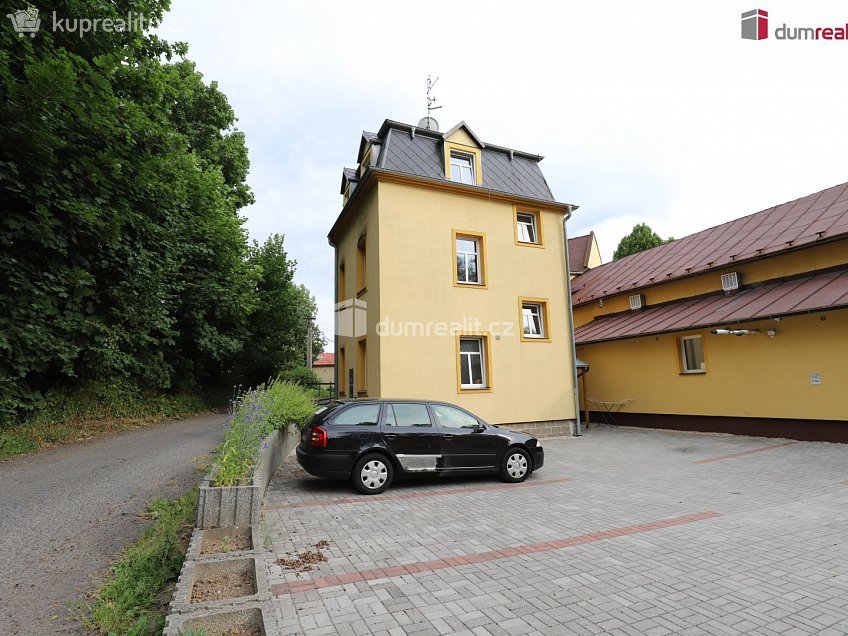 Pronájem bytu 1+kk 20 m^2 Palackého, Mariánské Lázně 