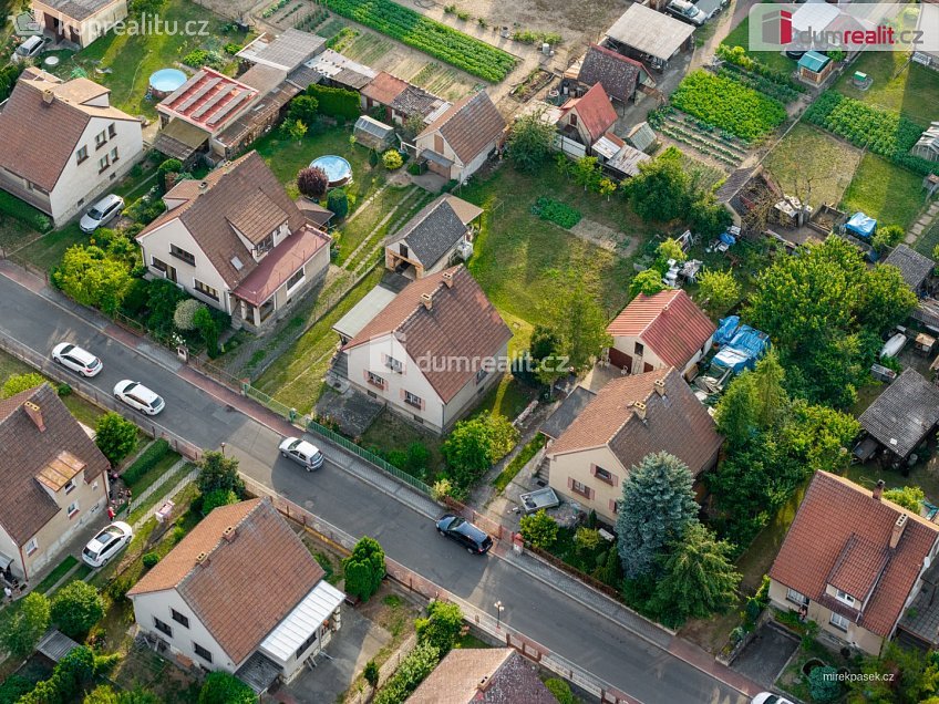 Prodej  rodinného domu 110 m^2 Horní Počaply, Horní Počaply 