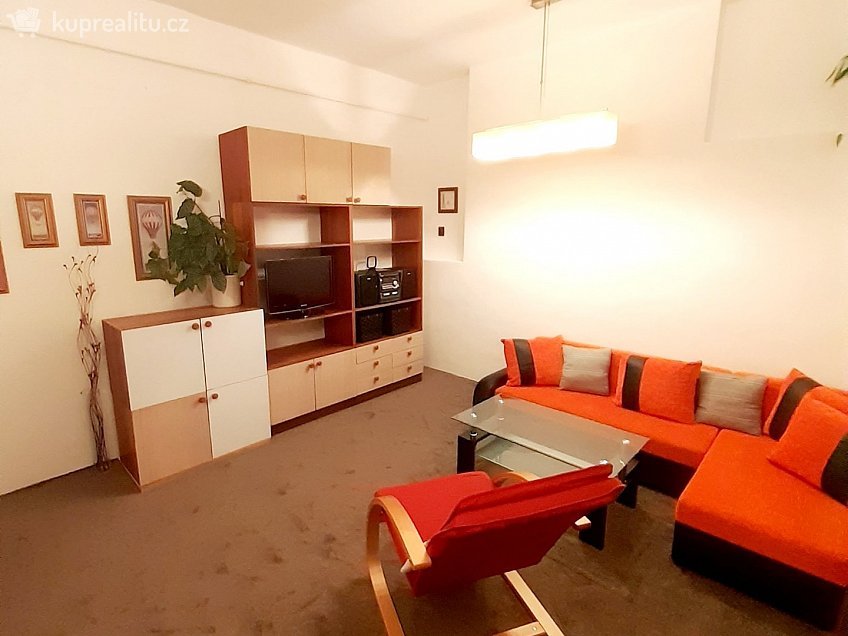 Pronájem bytu 1+1 38 m^2 17. listopadu 855, Znojmo 