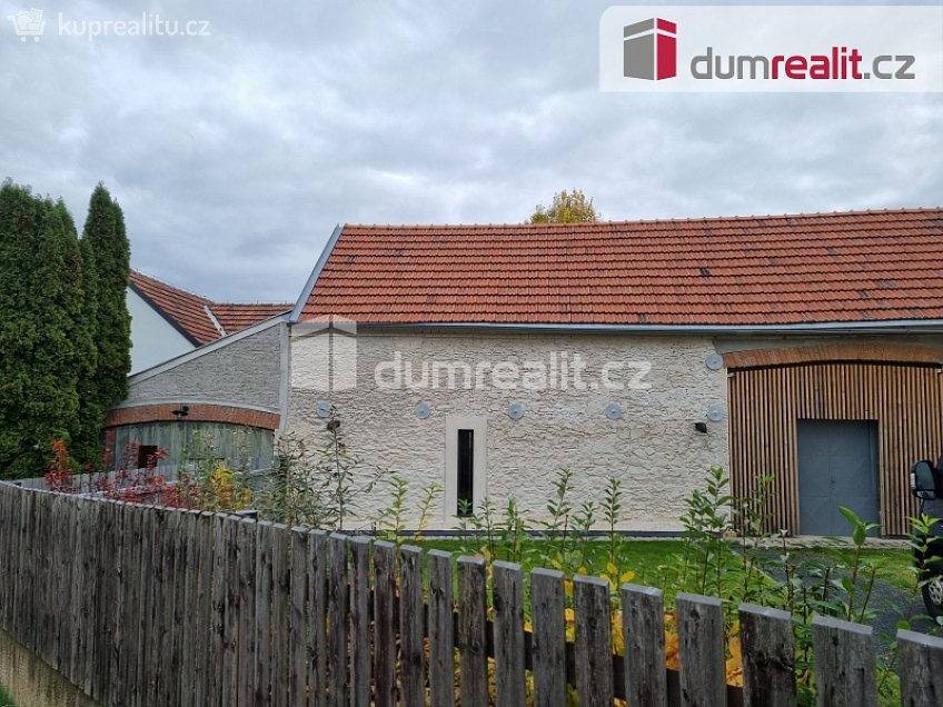 Pronájem  výrobních prostor 238 m^2 Velkoveská, Odolena Voda 
