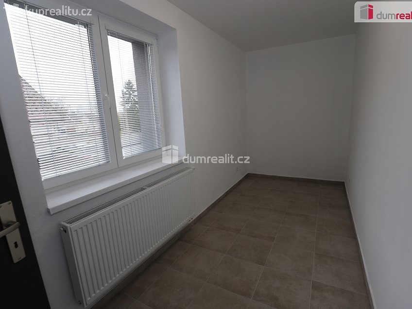 Pronájem bytu 2+1 41 m^2 Přimda, Přimda 