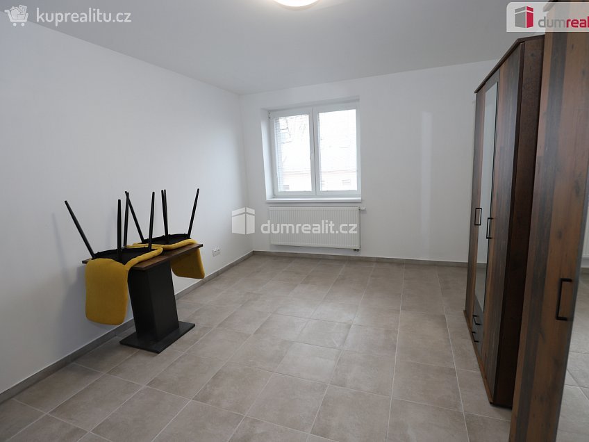 Pronájem bytu 2+1 41 m^2 Přimda, Přimda 