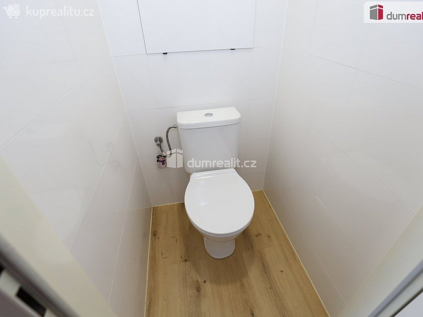 Prodej bytu 3+kk 65 m^2 Hasova, Praha 12 