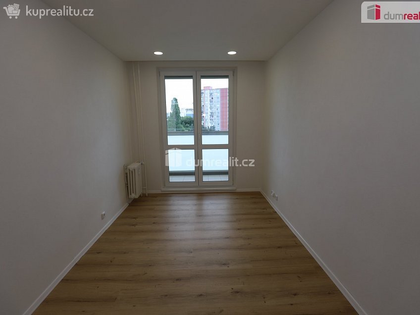 Prodej bytu 3+kk 65 m^2 Hasova, Praha 12 