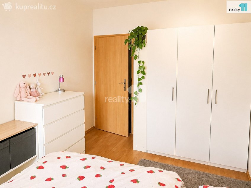 Pronájem bytu 2+kk 52 m^2 Černochova, Praha 5 