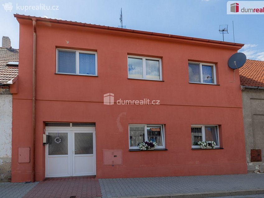 Prodej  rodinného domu 163 m^2 Jungmannova, Nové Strašecí 