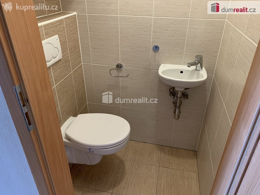 Pronájem bytu 3+kk 81 m^2 Kestřanská, Praha 12 