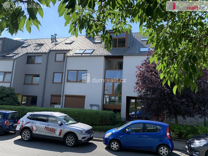 Pronájem bytu 3+kk 81 m^2 Kestřanská, Praha 12 