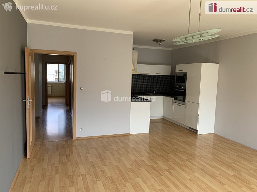Pronájem bytu 3+kk 81 m^2 Kestřanská, Praha 12 
