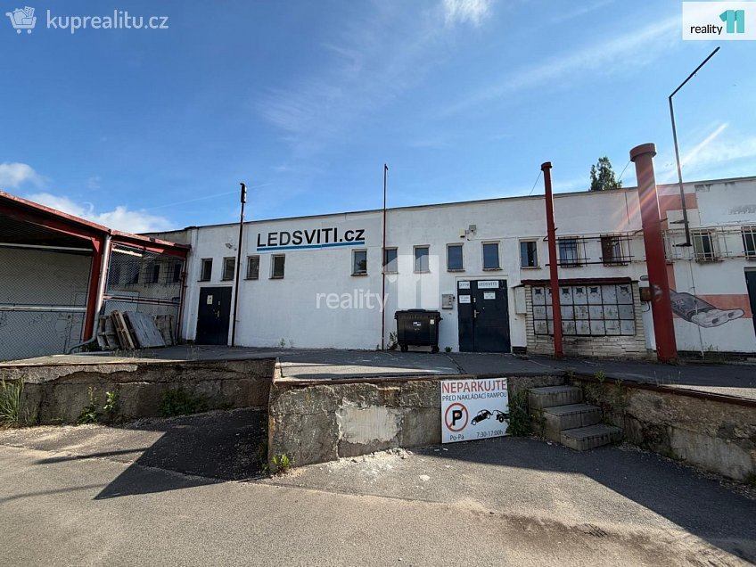 Pronájem  obchodních prostor 360 m^2 Okružní, Česká Lípa 