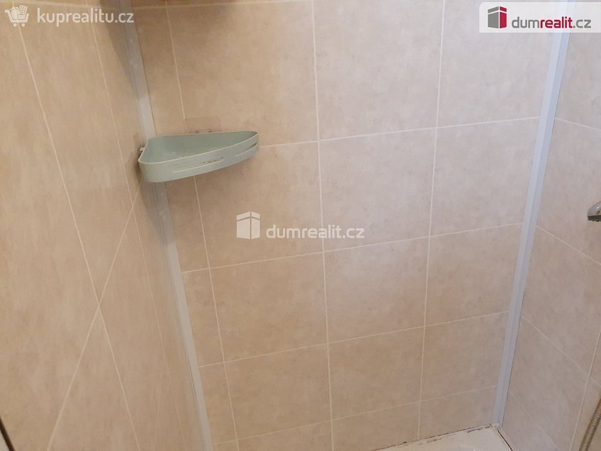 Pronájem bytu 1+1 32 m^2 Březová, Děčín 