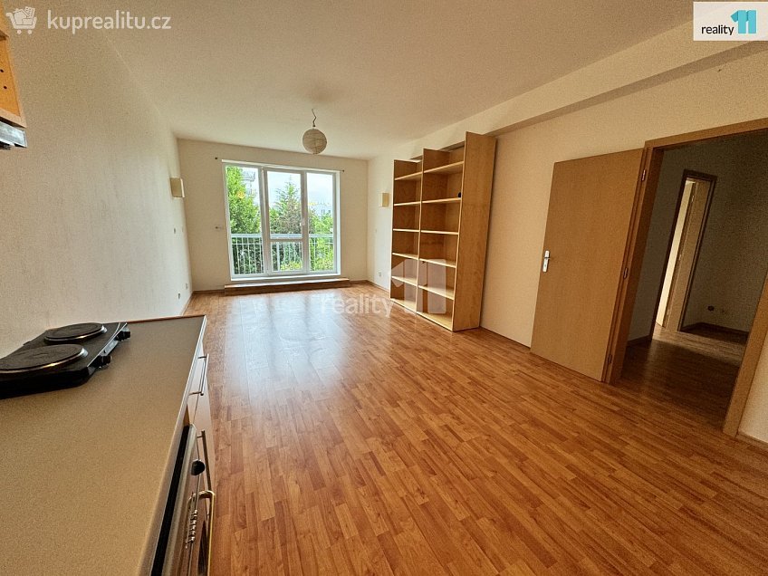 Pronájem bytu 2+kk 45 m^2 Wiesenthalova, Praha-Řeporyje 