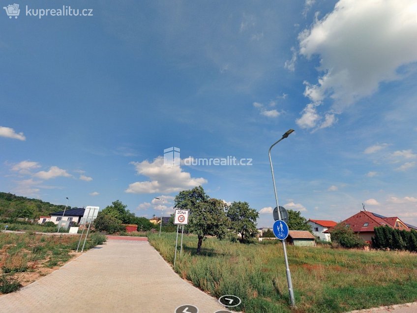 Prodej  stavebního pozemku 990 m^2 U Kola, Kutná Hora 