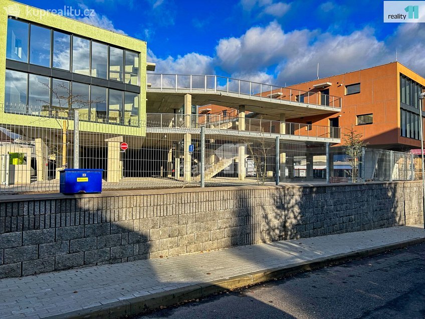 Pronájem bytu 2+kk 45 m^2 Londýnská, Liberec 