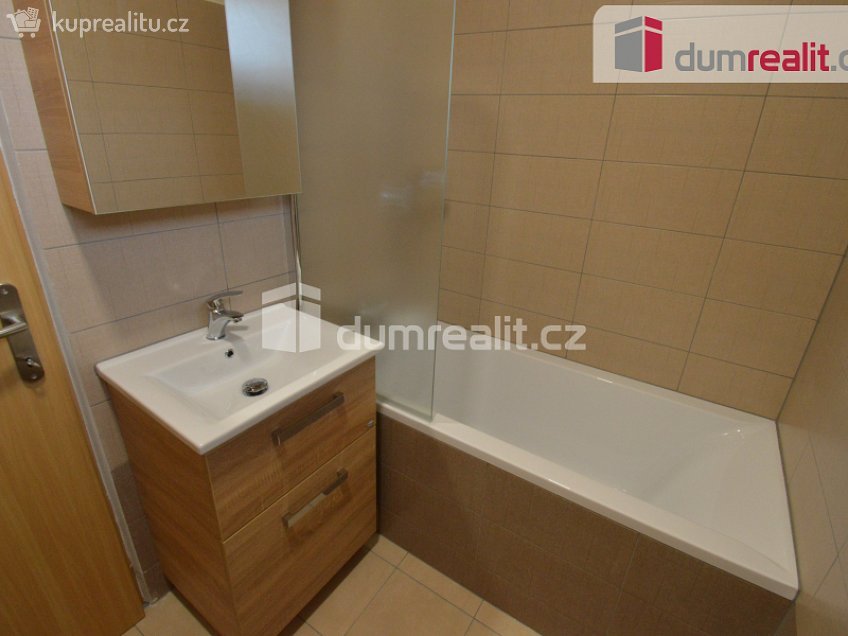 Pronájem bytu 3+1 72 m^2 Eliášova, Litoměřice 