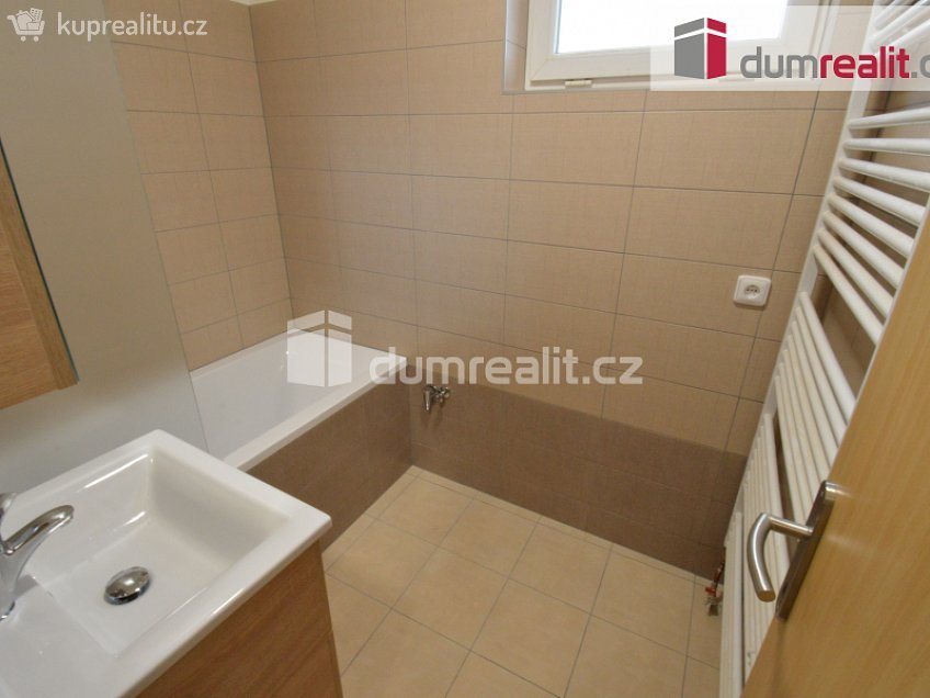 Pronájem bytu 3+1 72 m^2 Eliášova, Litoměřice 