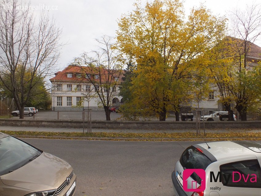 Pronájem bytu 1+1 38 m^2 Loucká, Znojmo 