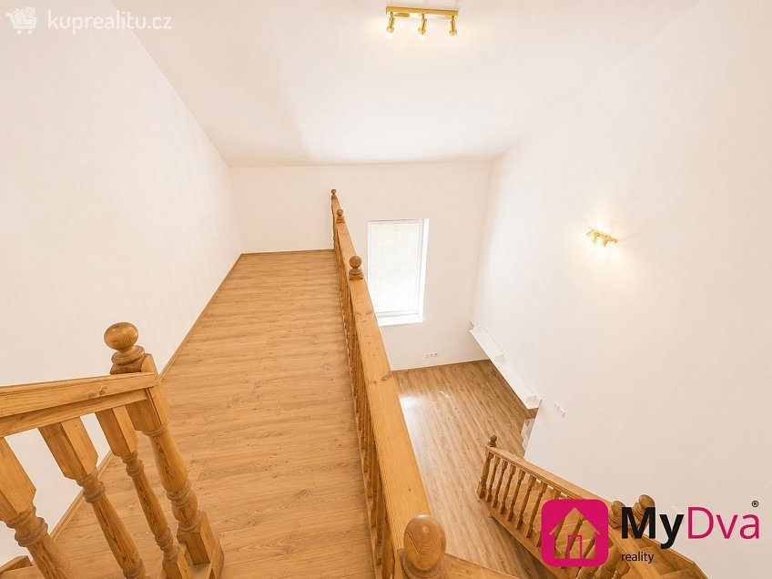 Pronájem bytu 2+1 57 m^2 Dlouhá, Nový Šaldorf-Sedlešovice 