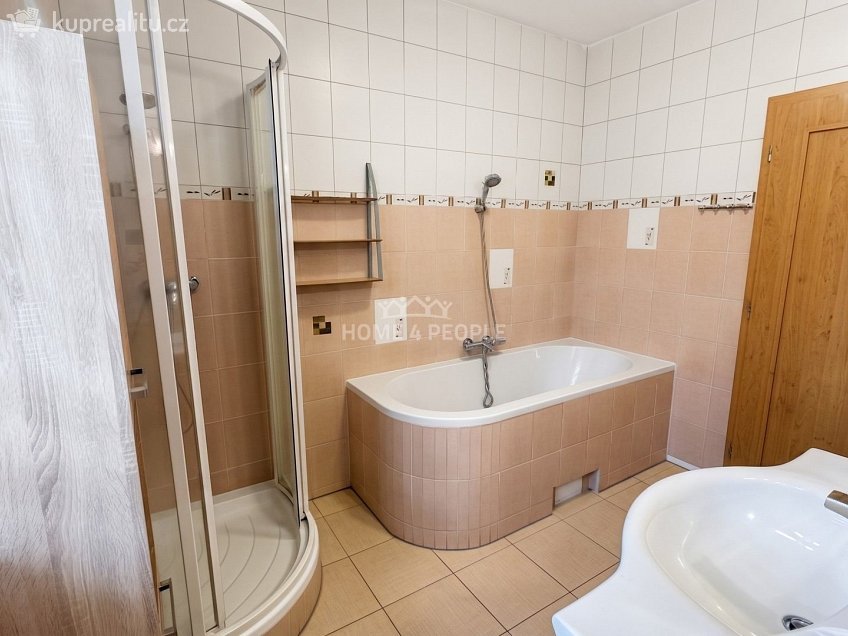 Prodej  rodinného domu 130 m^2 Hodějovická, Srubec 