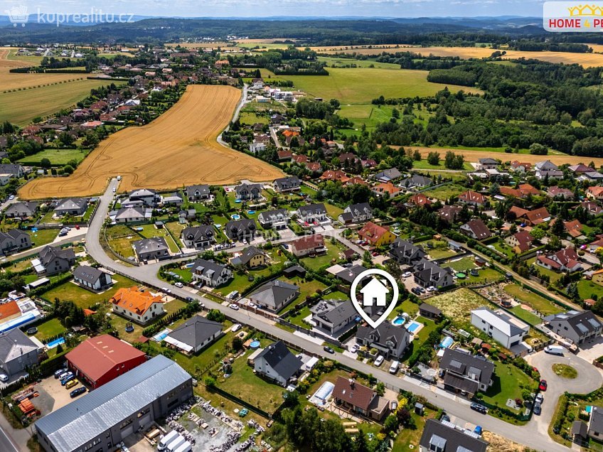 Prodej  rodinného domu 150 m^2 Dlouhá, Sulice 