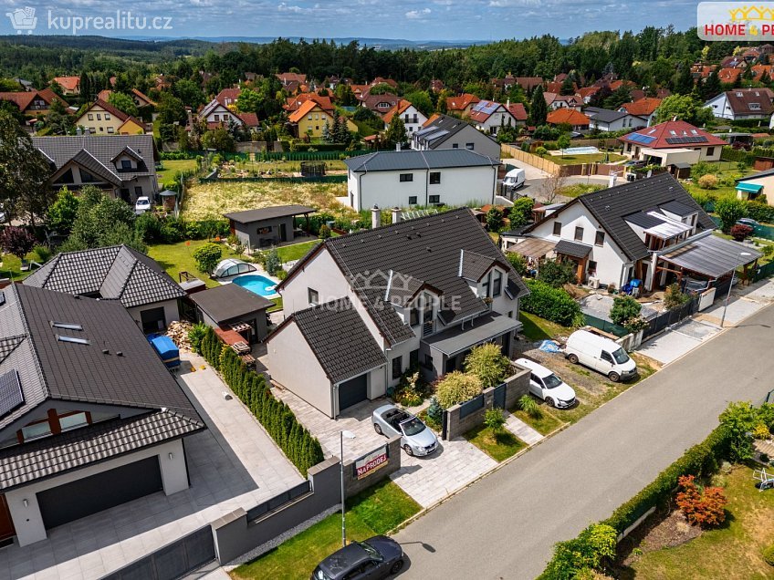 Prodej  rodinného domu 150 m^2 Dlouhá, Sulice 