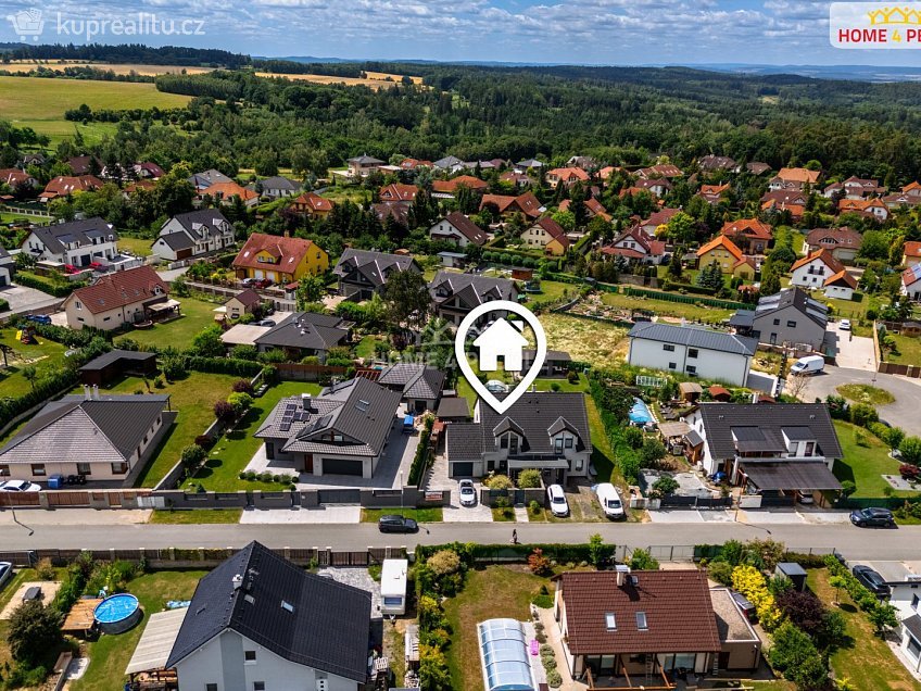 Prodej  rodinného domu 150 m^2 Dlouhá, Sulice 