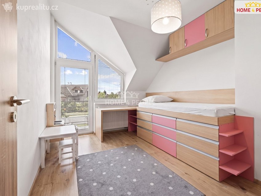 Prodej  rodinného domu 150 m^2 Dlouhá, Sulice 