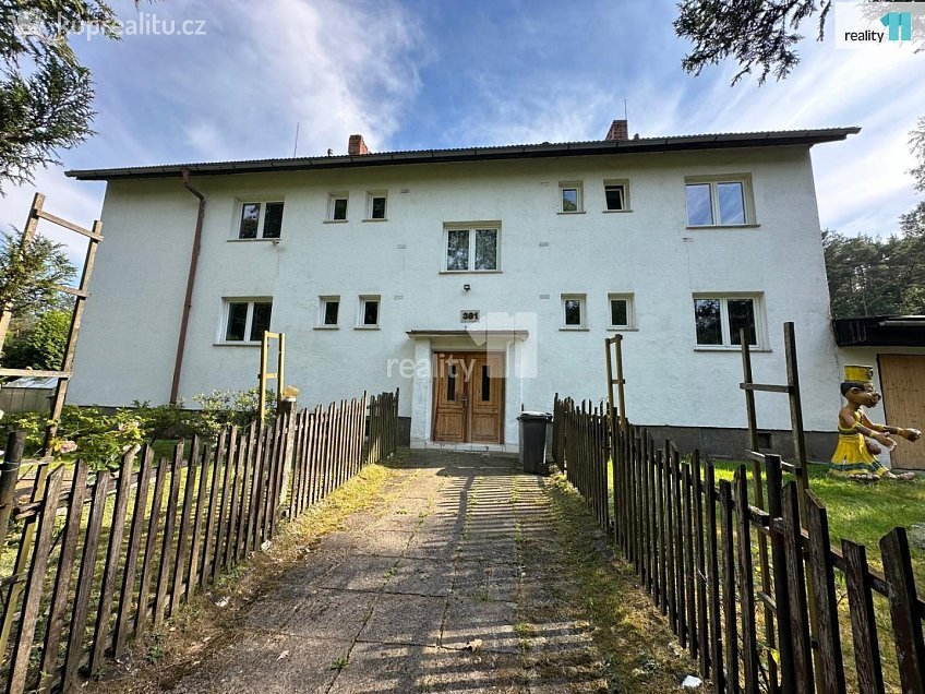 Prodej  rodinného domu 495 m^2 Jezerní, Stráž pod Ralskem 