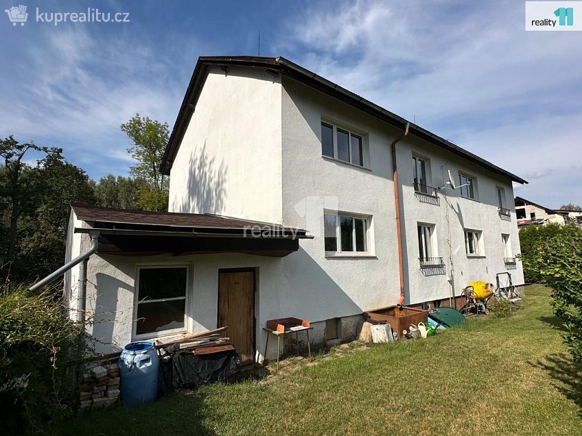 Prodej  rodinného domu 495 m^2 Jezerní, Stráž pod Ralskem 