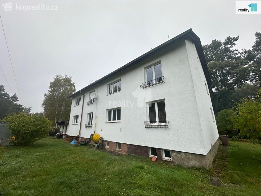 Prodej  rodinného domu 495 m^2 Jezerní, Stráž pod Ralskem 