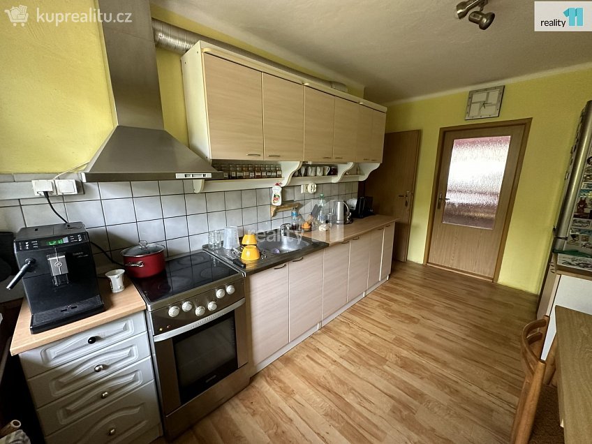 Prodej  rodinného domu 495 m^2 Jezerní, Stráž pod Ralskem 