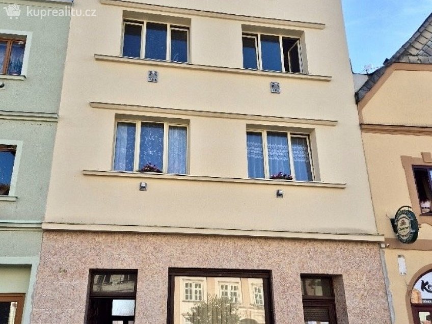 Pronájem  obchodních prostor 41 m^2 náměstí Svobody 54, Planá 