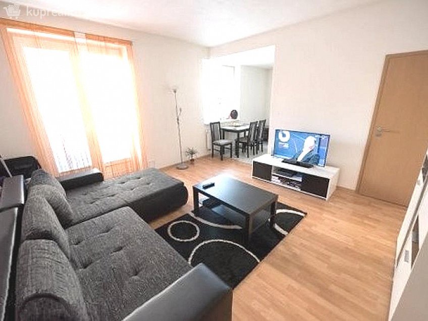 Pronájem bytu 1+1 35 m^2 U Leskavy, Brno 62500